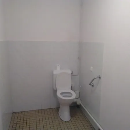 Séjour chez l'habitant Mlle Labeaume *